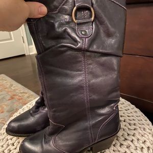 Purple leather Steve Madden boots.